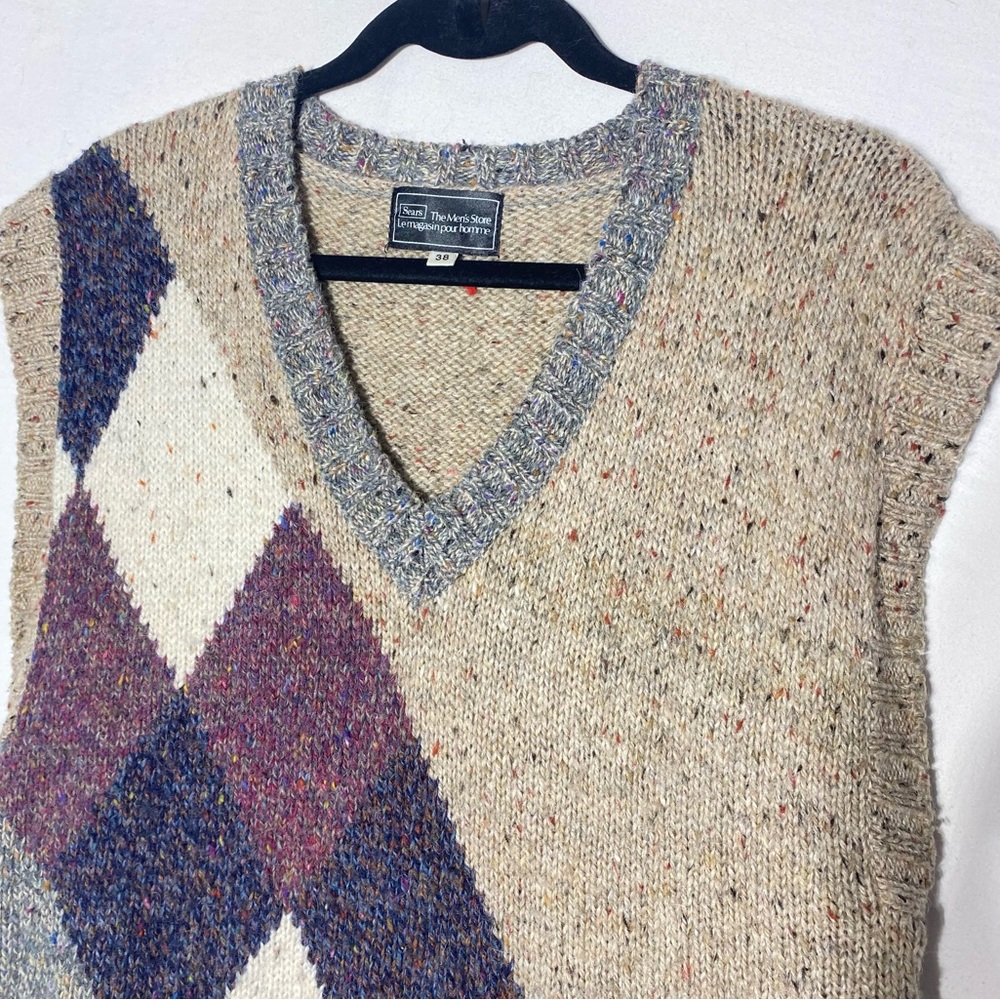 Vintage Sears The Men’s Store Tan Grey Burgundy Argyle Sweater Vest S - Picture 10 of 15